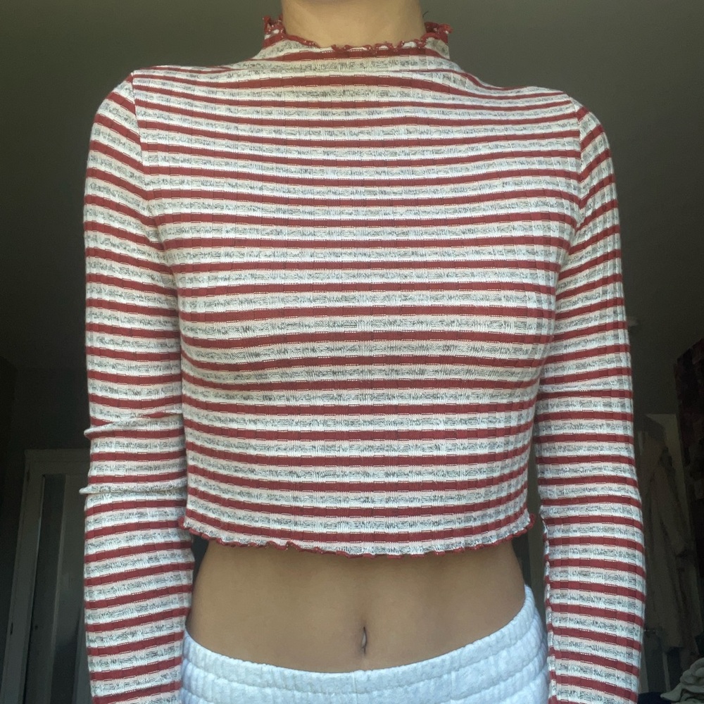 FOREVER 21 LONG SLEEVE